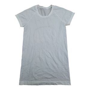 Lululemon athletic tee